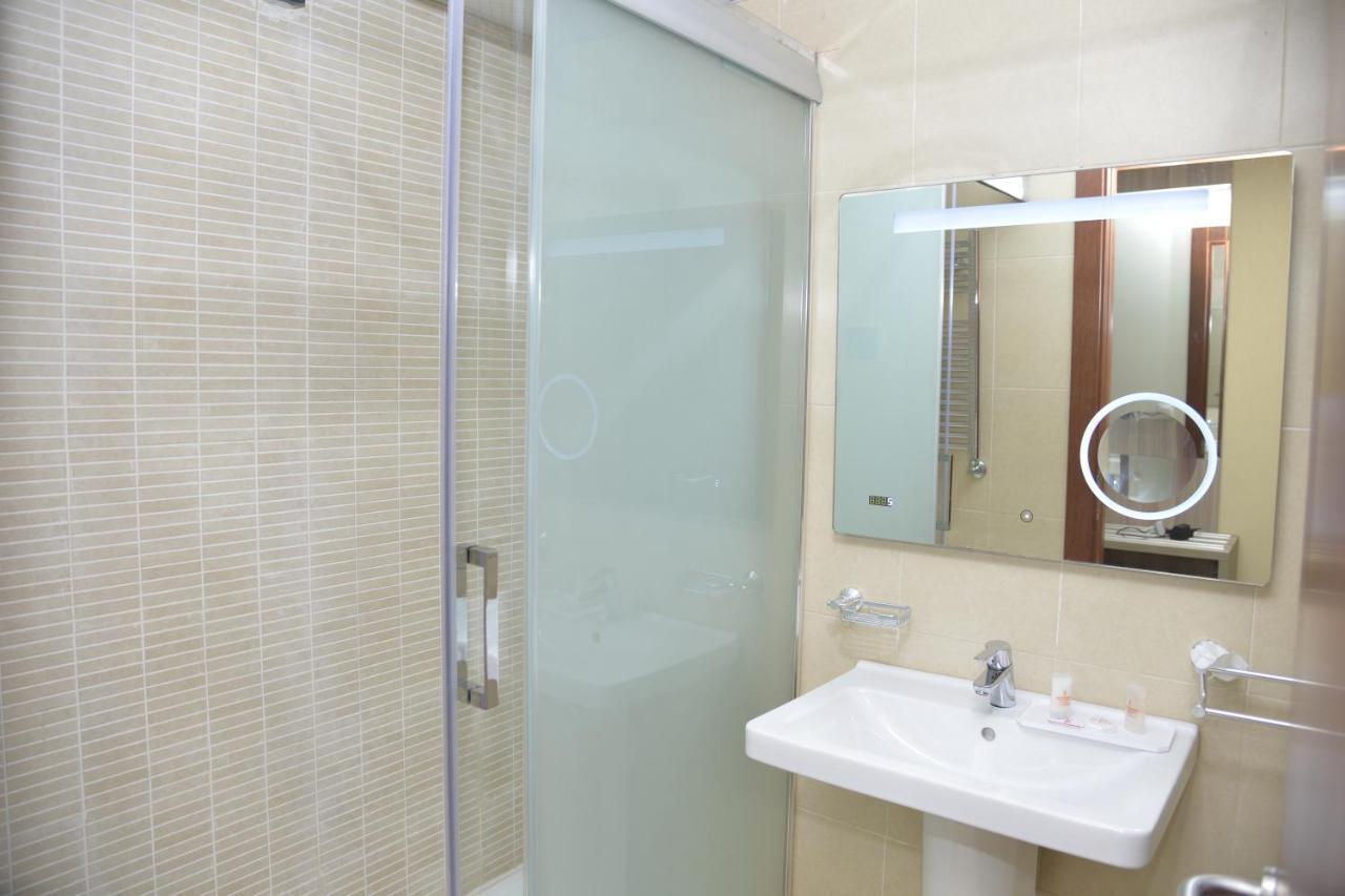 Hotel Amsterdam Rouiba المظهر الخارجي الصورة
